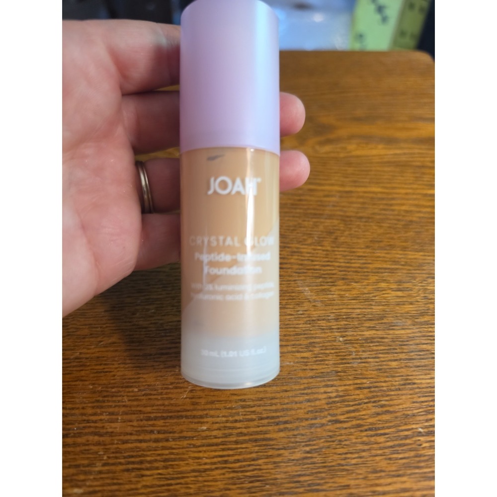 JOAH Crystal Glow Peptide-Infused Foundation, 2-in-1 Korean Makeup-Light Medium